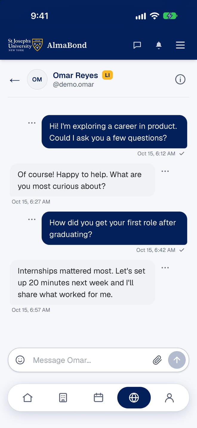 A student asking an alum for career advice in a message thread